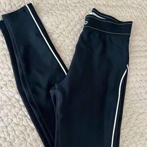 ALO Yoga Airlift Leggings